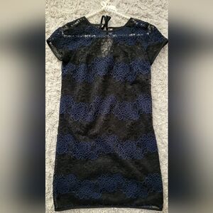 LOFT Elegant Black and Blue Lace Midi Dress SZ(00)🖤